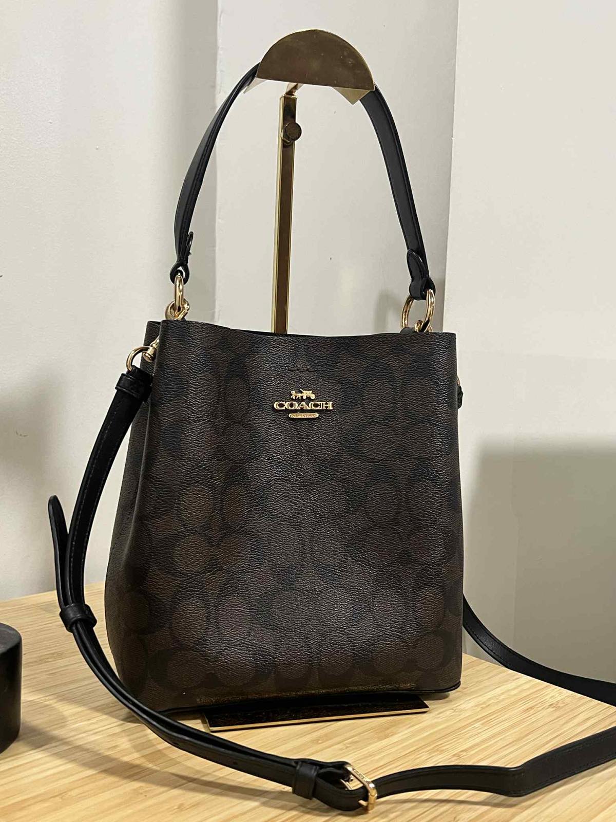 ORIG Preloved Coach Small Town Bucket Bag In Signature Canvas Brown Black