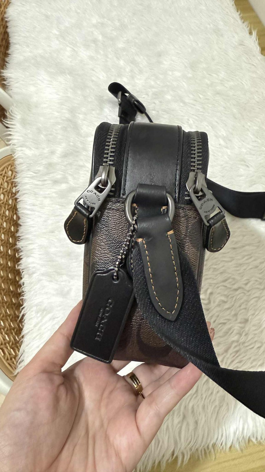 ORIG Preloved Coach Graham Crossbody Men Bag In Blocked Signature Canvas