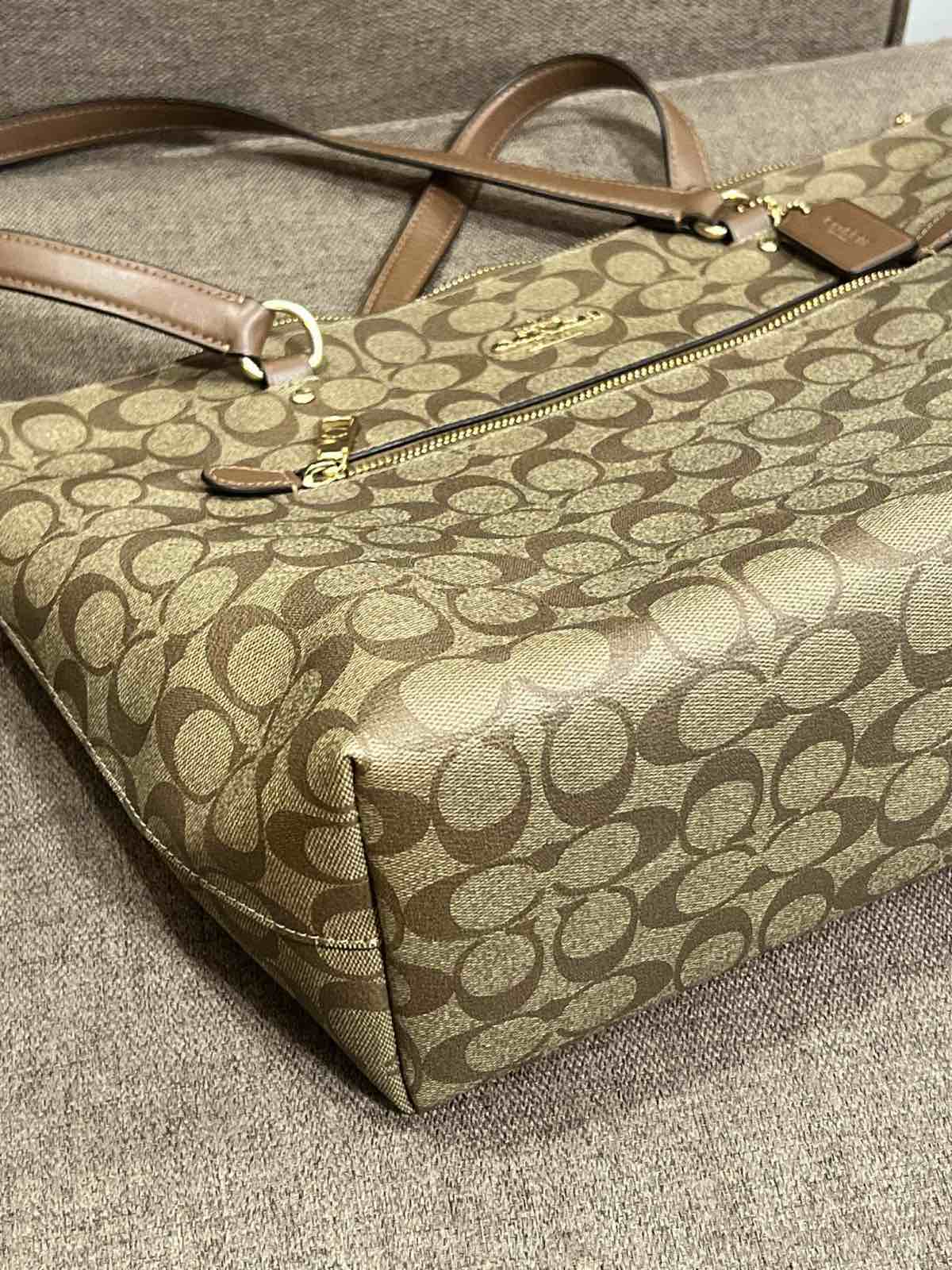 ORIG Preloved Coach Gallery Tote Signature Canvas Big Khaki Bag