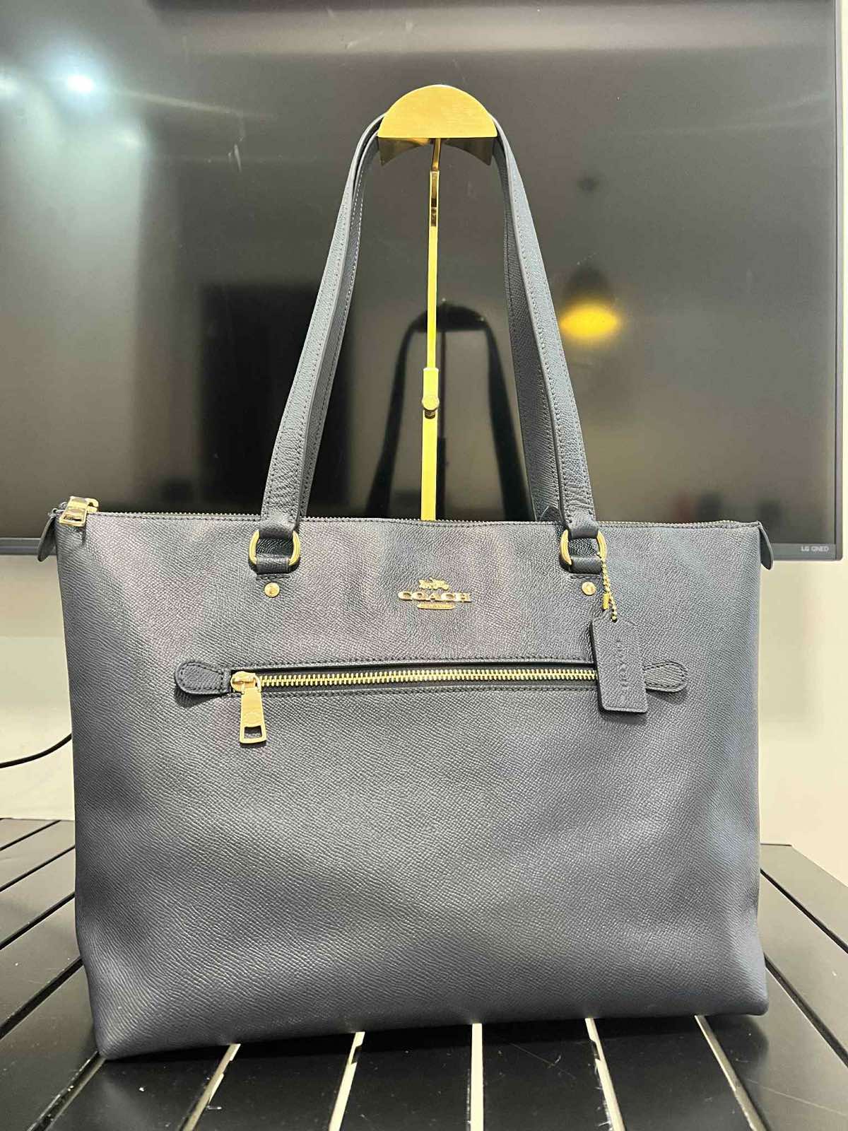 ORIG Preloved Coach Gallery Tote Navy Blue Bag