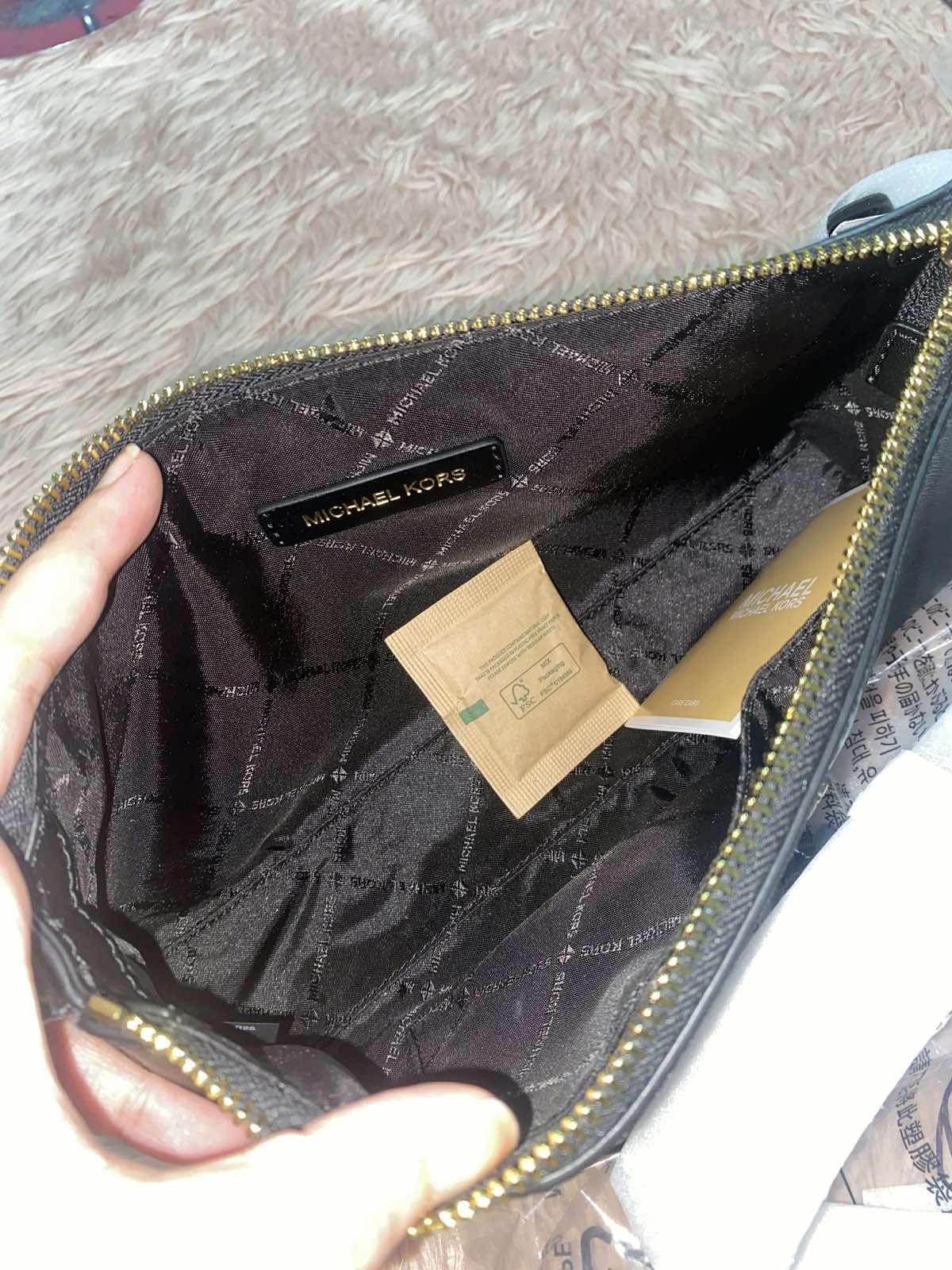 ORIG & IMPORTED Michael Kors MK Vincent Medium Saffiano Leather Pochette Shoulder Black Bag With Wallet