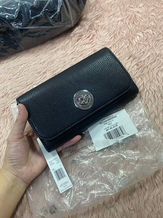ORIG & IMPORTED Marc Jacobs MJ The Wallet on Chain Black Bag with turn lock