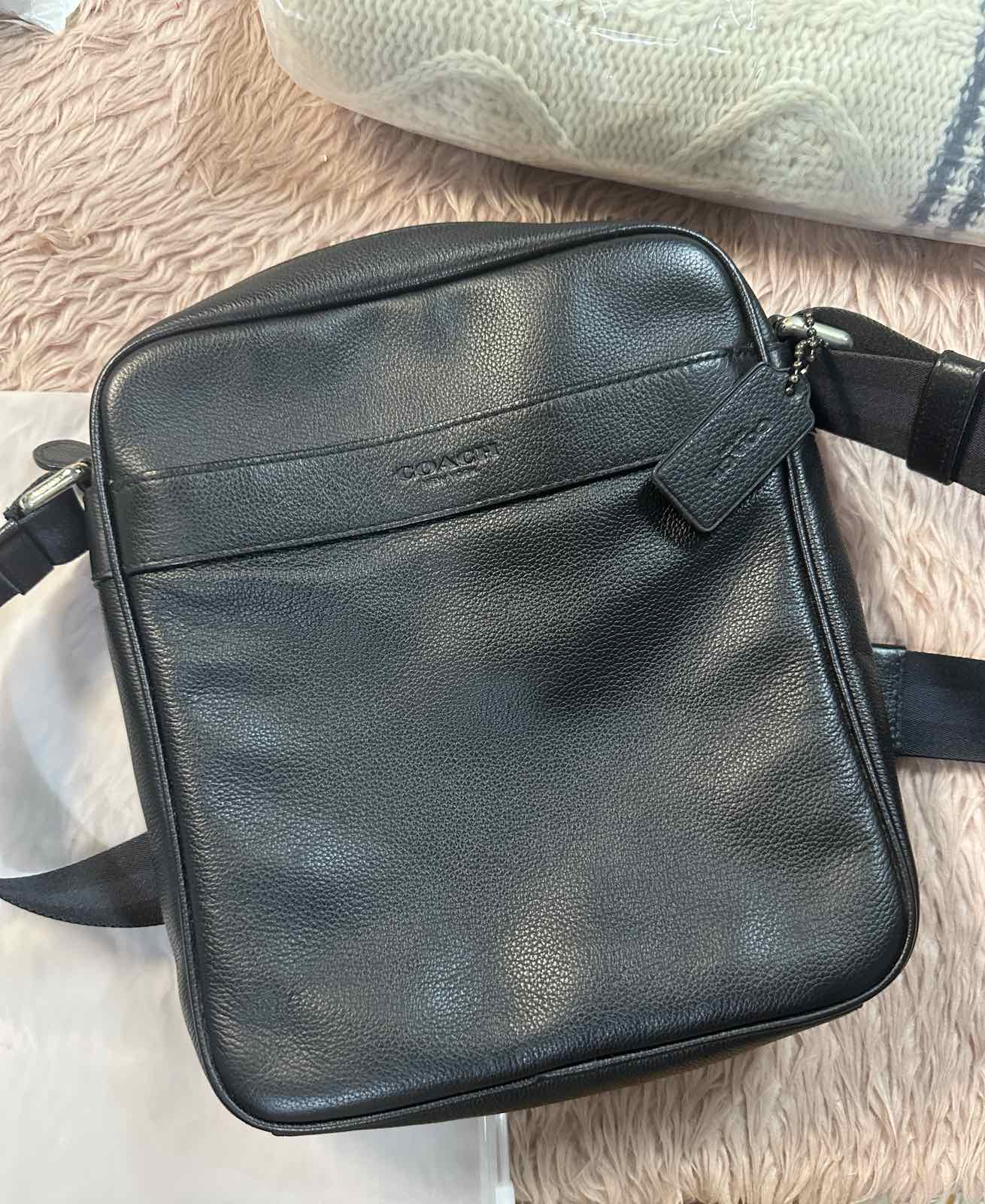 ORIG Preloved Coach Charles Flight Men Black Bag