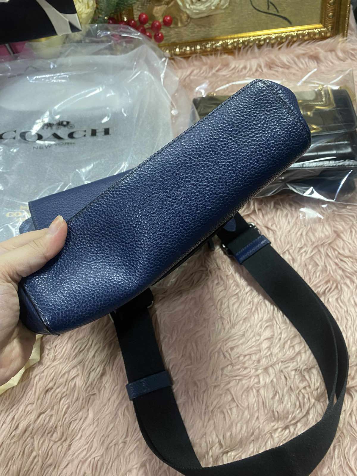 ORIG Preloved Coach Hudson Men Crossbody Blue Bag with horse print