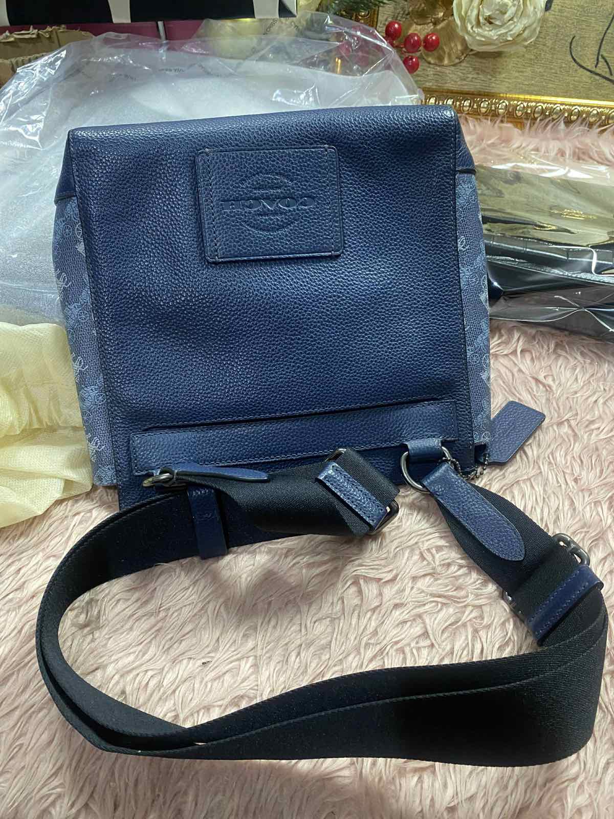 ORIG Preloved Coach Hudson Men Crossbody Blue Bag with horse print