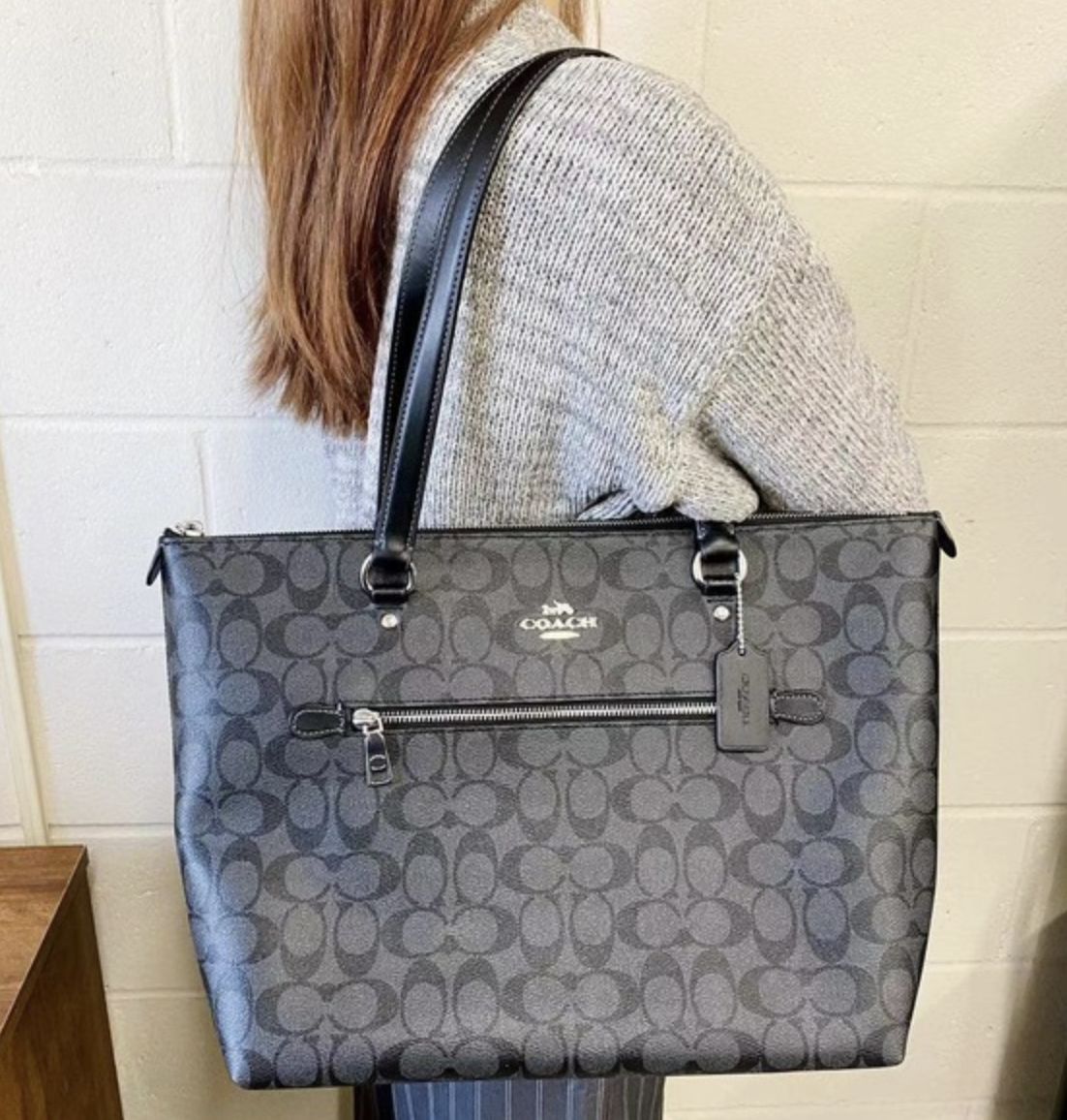 ORIG & IMPORTED Coach Gallery Tote Black Bag In Signature Canvas