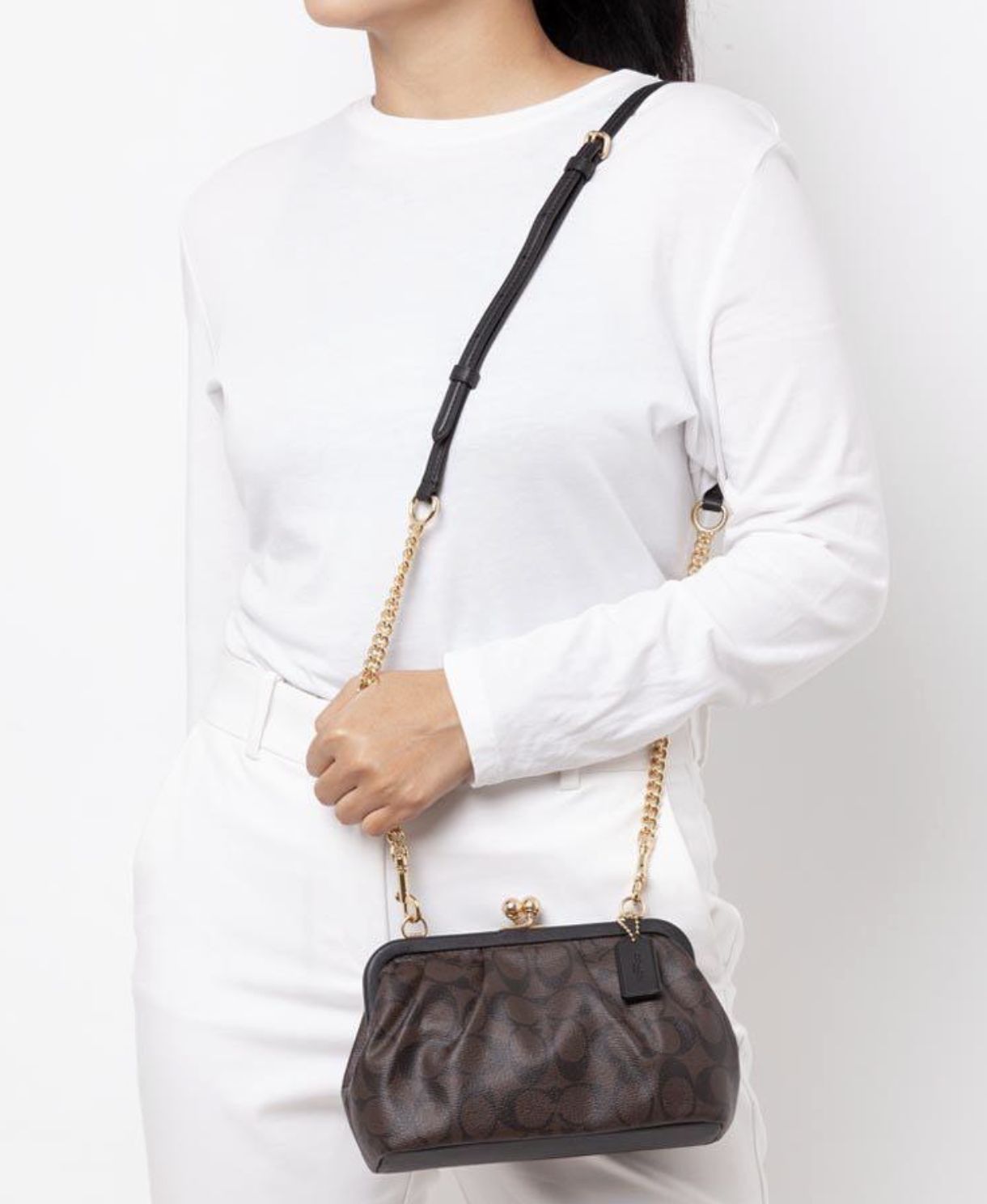 ORIG & IMPORTED RARE Coach Nora Kisslock Crossbody Small Brown Bag