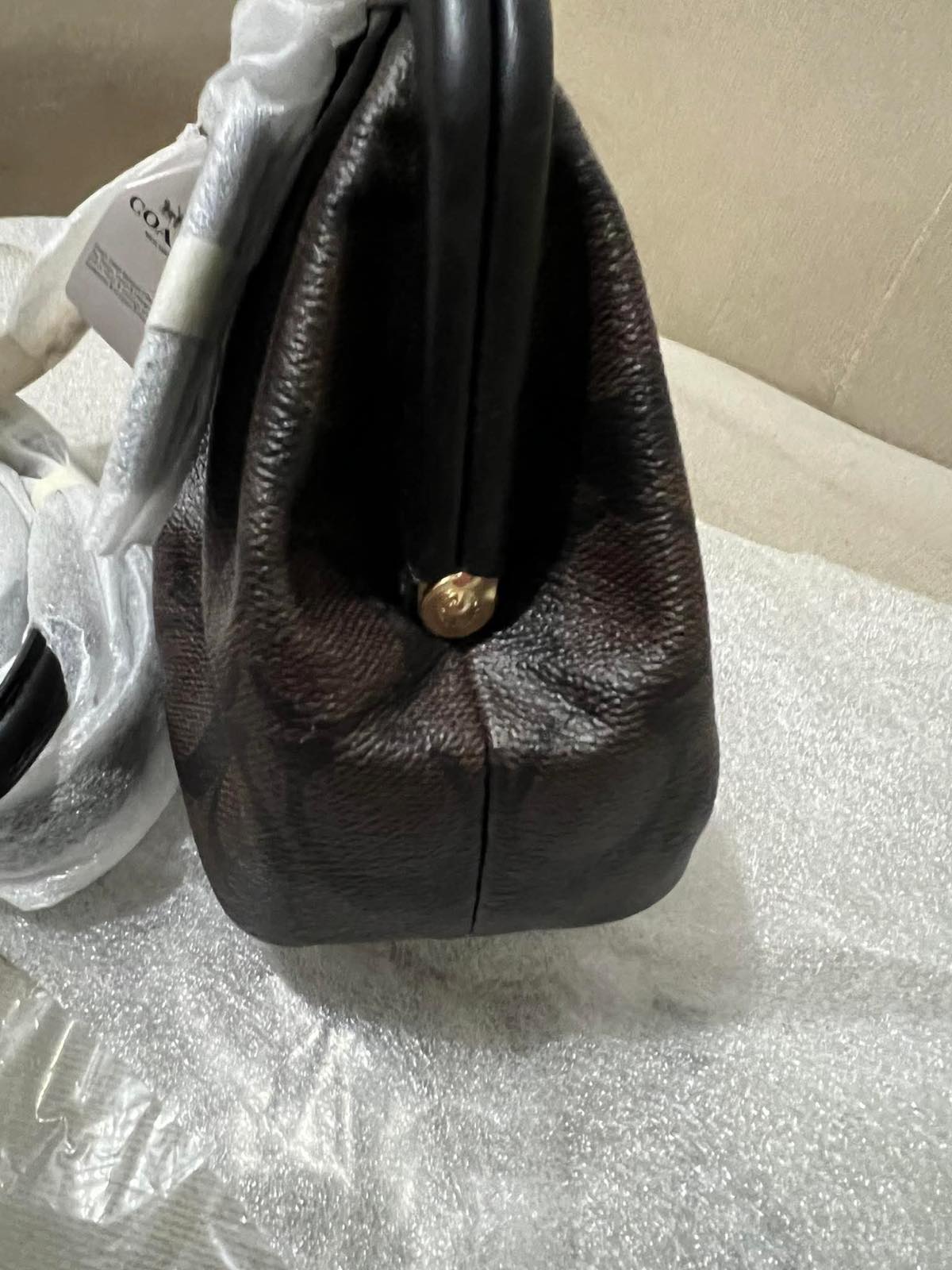 ORIG & IMPORTED RARE Coach Nora Kisslock Crossbody Small Brown Bag