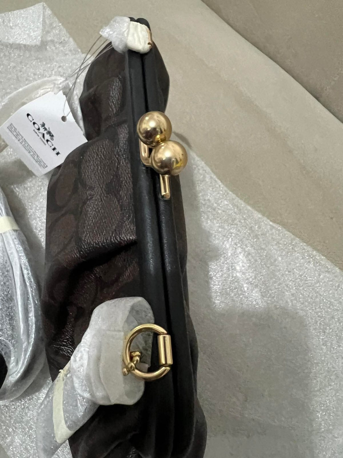 ORIG & IMPORTED RARE Coach Nora Kisslock Crossbody Small Brown Bag