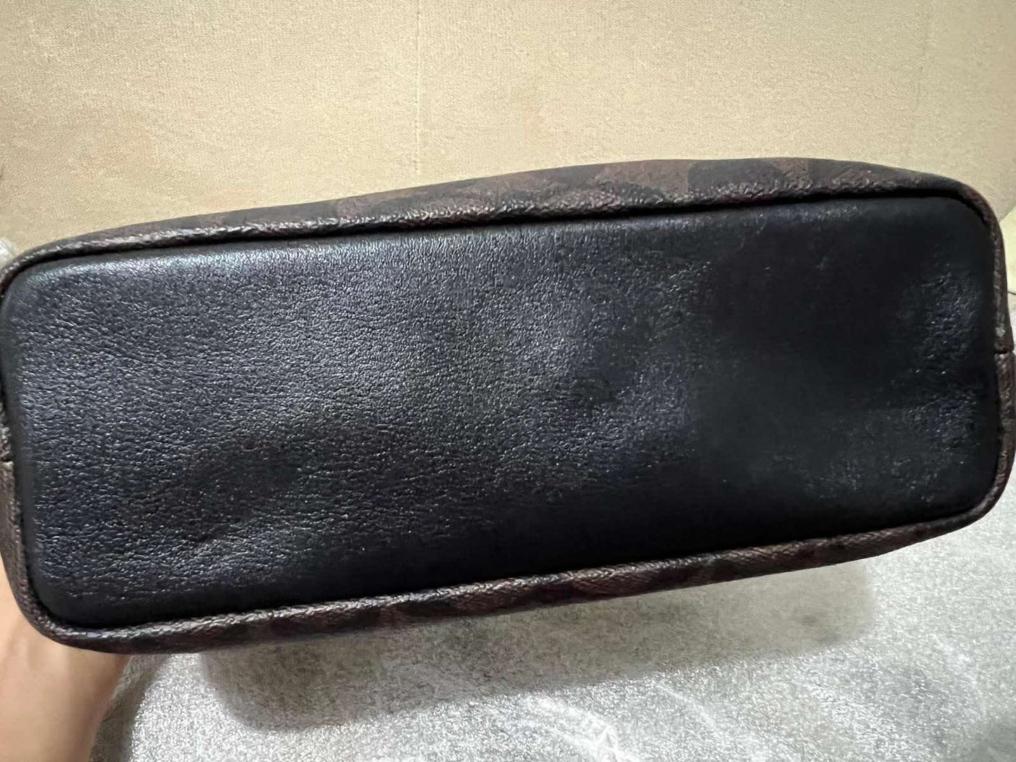 ORIG & IMPORTED RARE Coach Nora Kisslock Crossbody Small Brown Bag