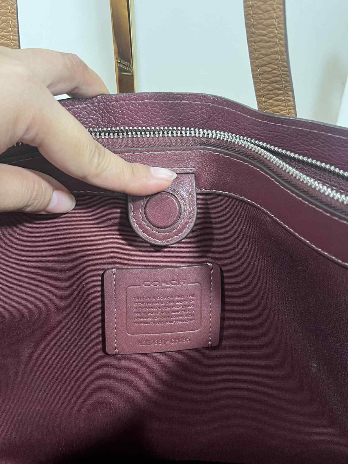ORIG Preloved Coach Hanna Carryall Satchel Brown Bag