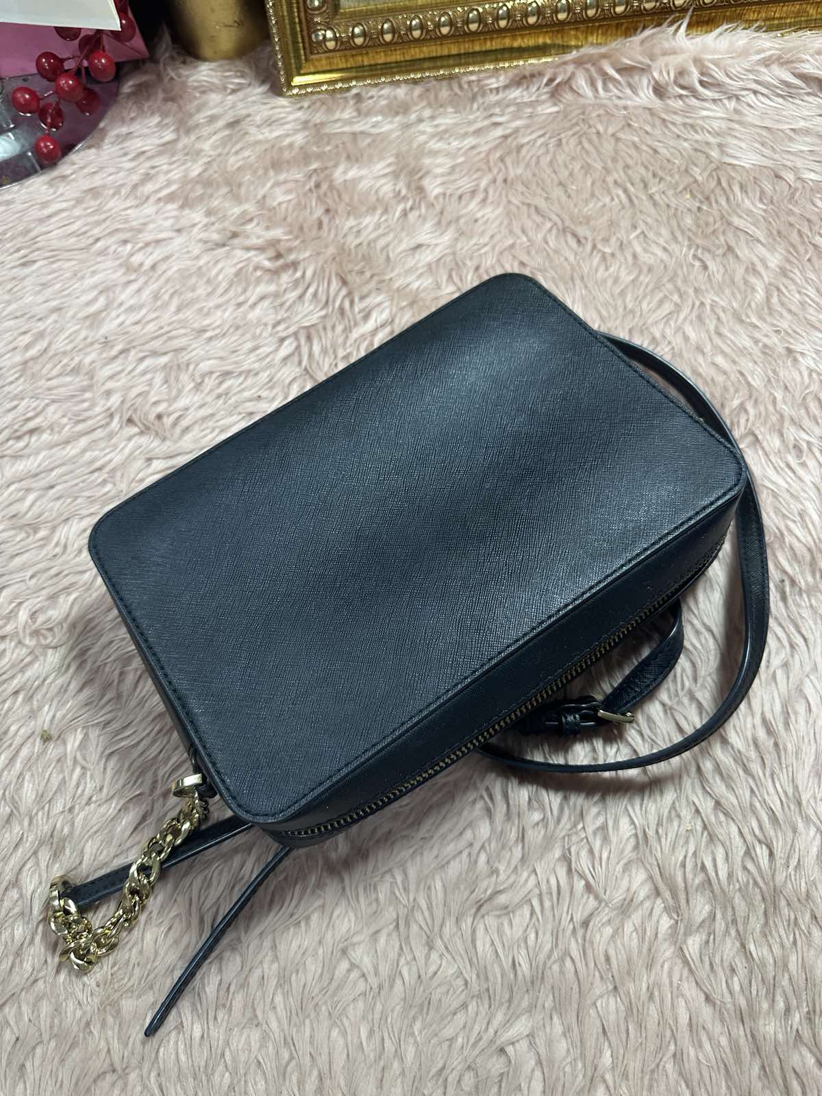 ORIG Preloved Michael Kors MK Black Jet Set Camera Bag