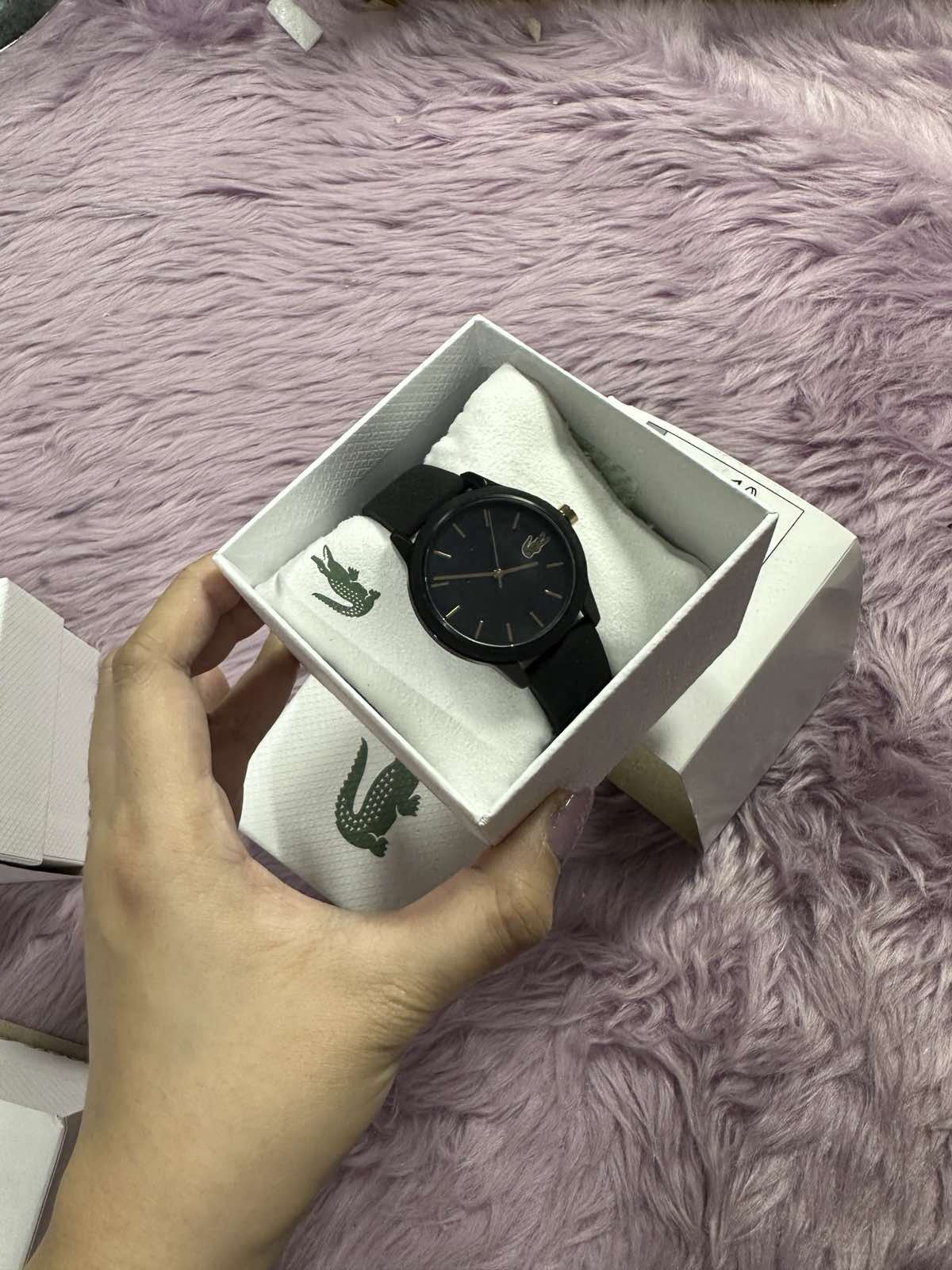 ORIG & IMPORTED Watch Women 36mm Black Gold Tone Logo LC.112.3.29.2929