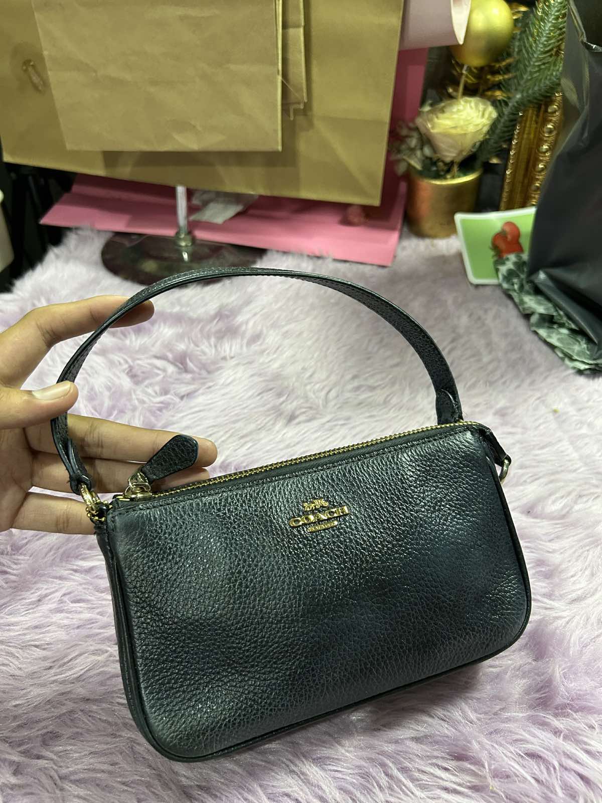 ORIG Preloved RARE Coach Nolita 19 Pebbled Black Wristlet Small Bag