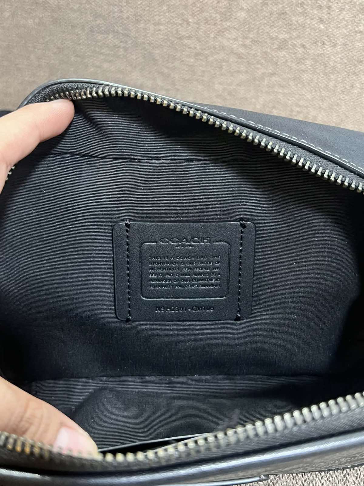 ORIG Preloved Coach Wyatt Belt Black Men Bag In Signature Canvas