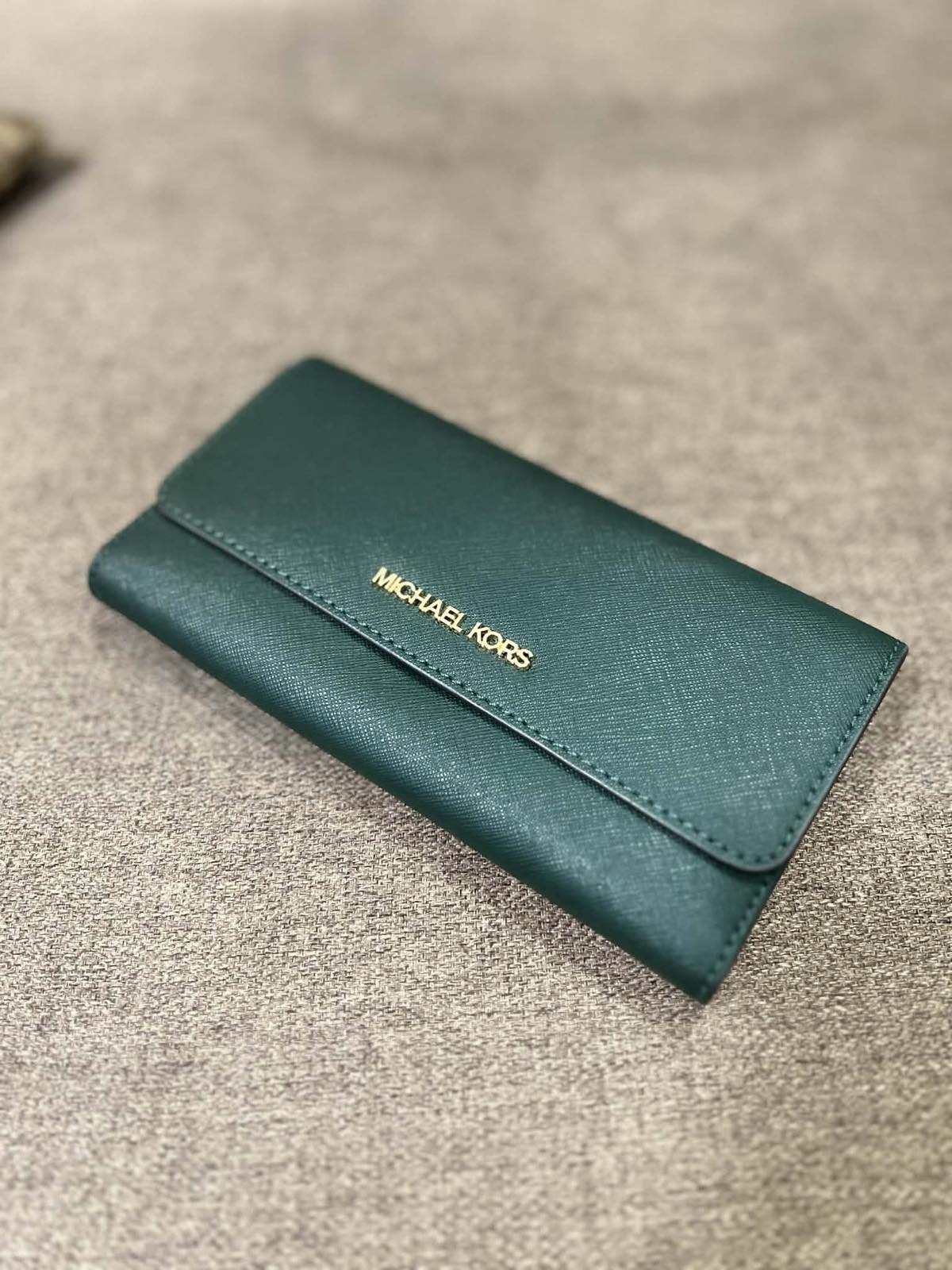 ORIG & IMPORTED Michael Kors MK Jet Set Large Trifold Long Wallet Racing Green