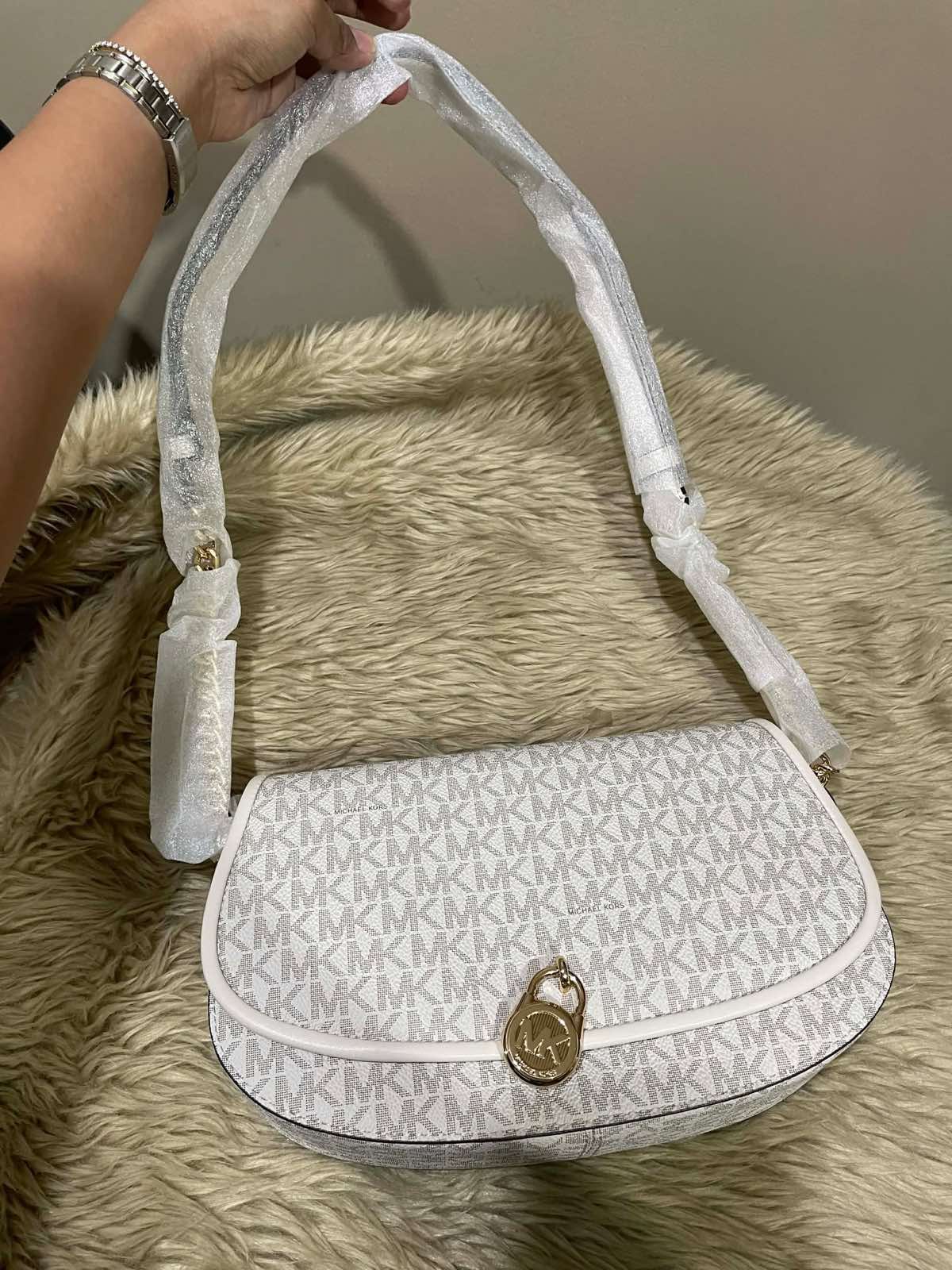 ORIG & IMPORTED Michael Kors MK Mila Medium Signature Logo Messenger Flap Bag Brown/Pink/Vanilla