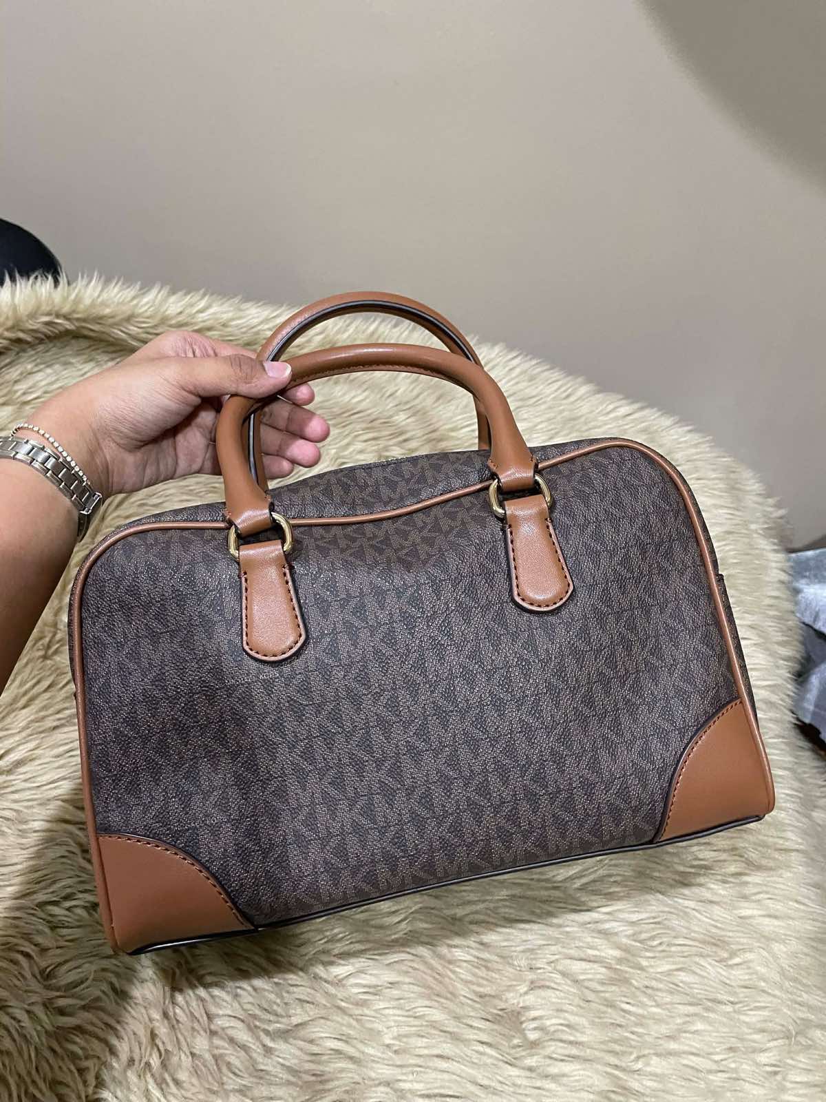 ORIG & IMPORTED Michael Kors MK Thompson Medium Signature Logo Satchel Duffle Brown/White Bag