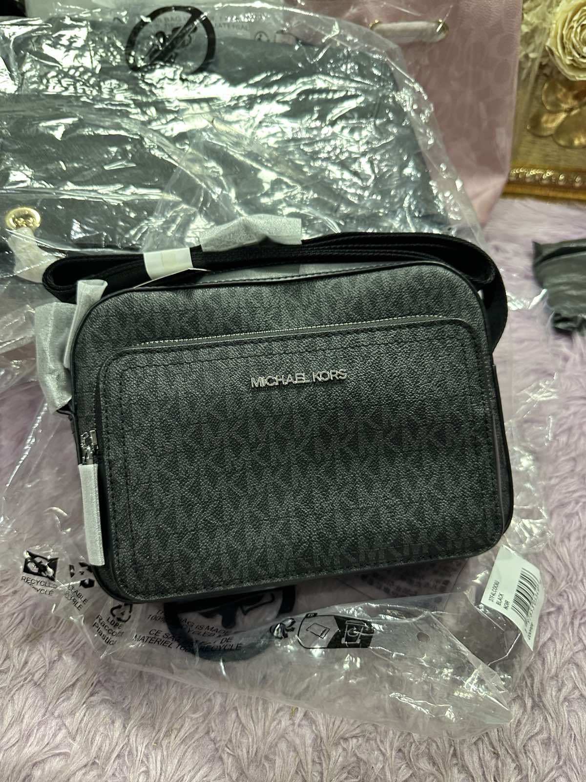 ORIG & IMPORTED Michael Kors MK Cooper EW Crossbody Camera Men's Bag Black/Blue