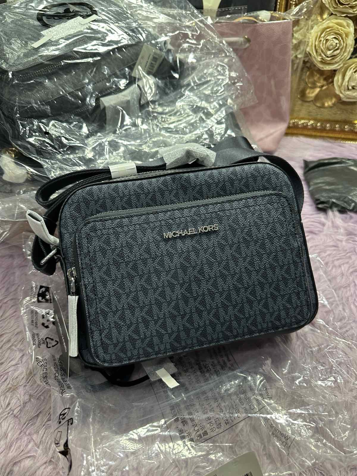 ORIG & IMPORTED Michael Kors MK Cooper EW Crossbody Camera Men's Bag Black/Blue