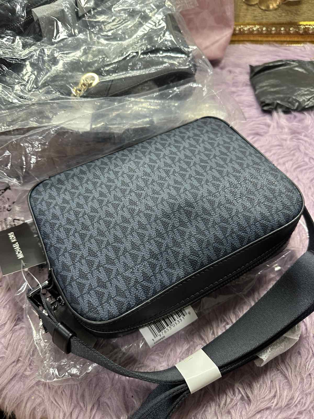 ORIG & IMPORTED Michael Kors MK Cooper EW Crossbody Camera Men's Bag Black/Blue