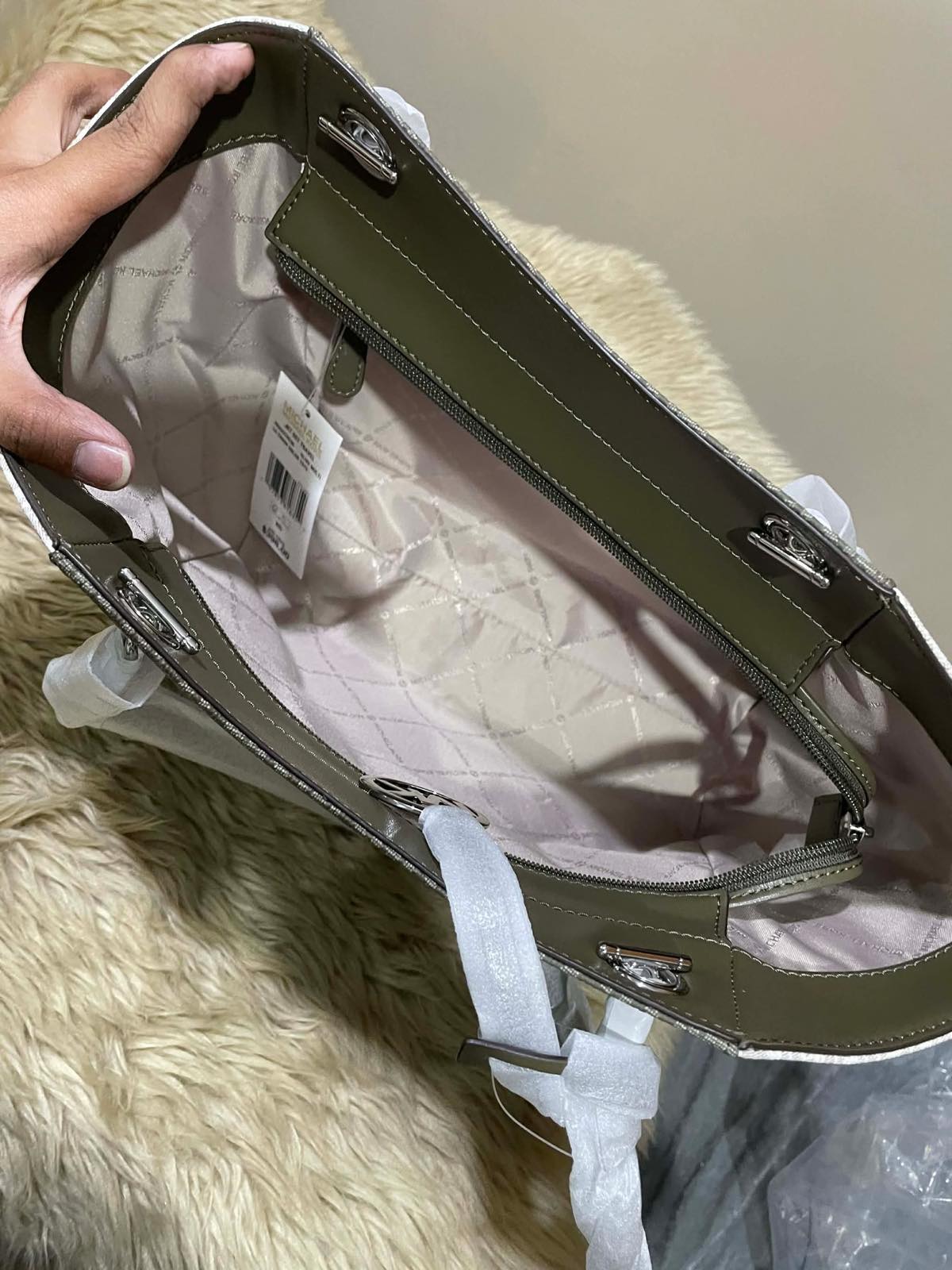 ORIG & IMPORTED Michael Kors MK Jet Set Large Logo Shoulder Tote Green Bag