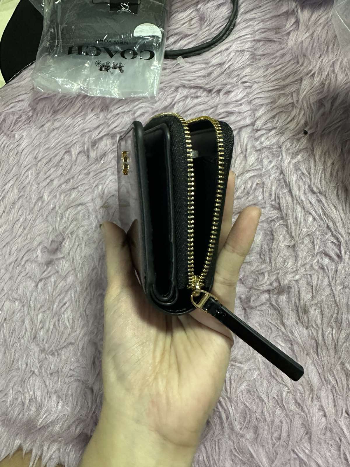 ORIG & IMPORTED Tory Burch Emerson Black Patent Small Wallet