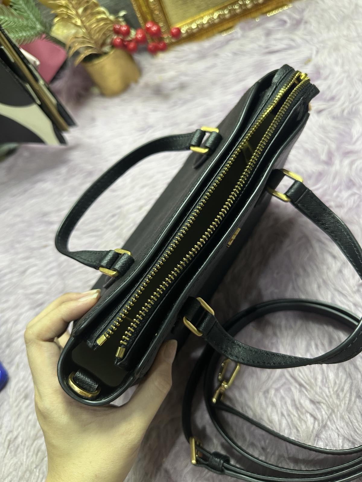 ORIG Preloved Tory Burch Emerson Mini Top Zip Tote Black Bag