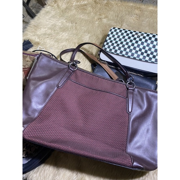 SALE! ❤️ AUTHENTIC Preloved Coach Ava Zip Tote Bag Ox blood Maroon