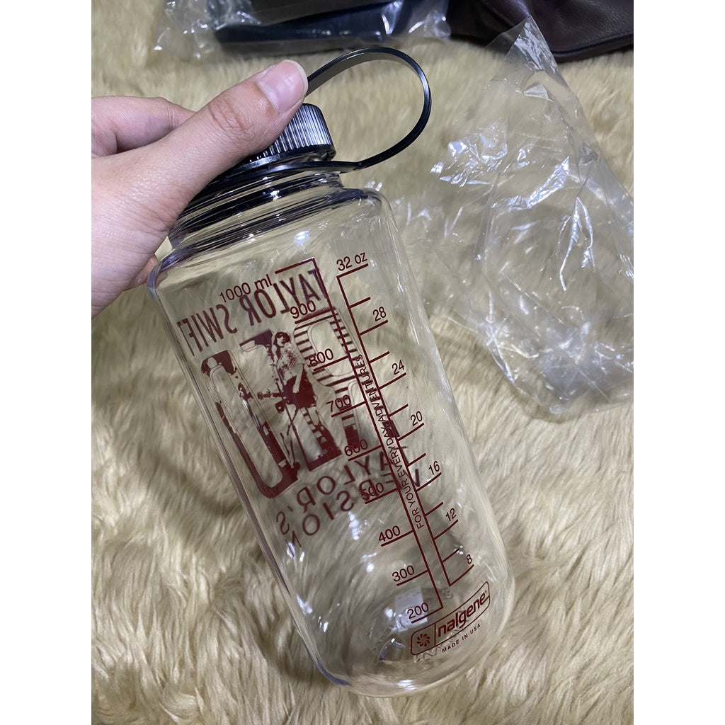 SALE! ❤️ AUTHENTIC Taylor Swift We Won't Be Sleeping Water Bottle