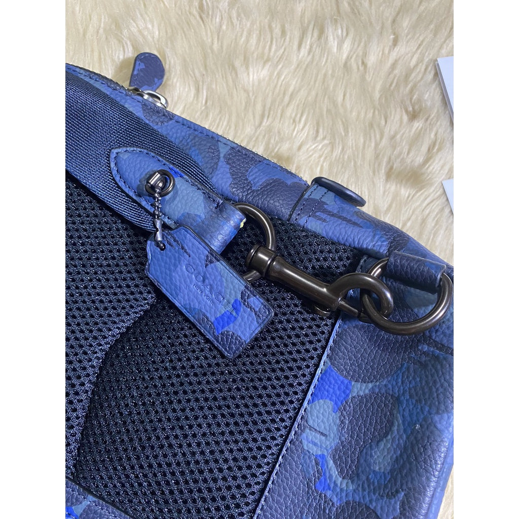 SALE! ❤️ AUTHENTIC Coach Gotham Pack With Camo Print Body Bag for Men