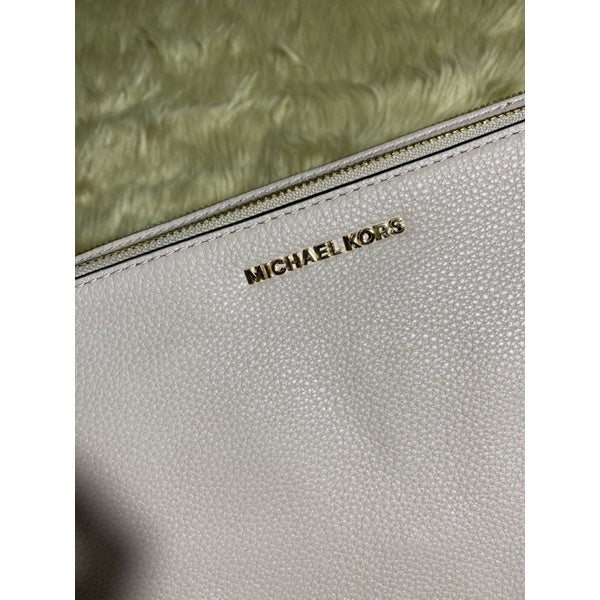 SALE! ❤️ AUTHENTIC Michael K0rs MK Adele Double Zip Pebble Leather Crossbody Bag Soft Pink