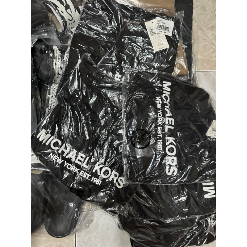 AUTHENTIC/ORIGINAL Mchael Kors MK Logo Cotton Shirt for Men Women in BLACK
