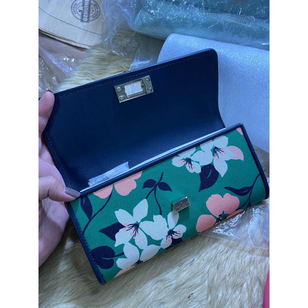 SALE! ❤️ AUTHENTIC/ORIGINAL KateSpade Lucia Lily Blooms Large Slim Flap Wallet Green Floral