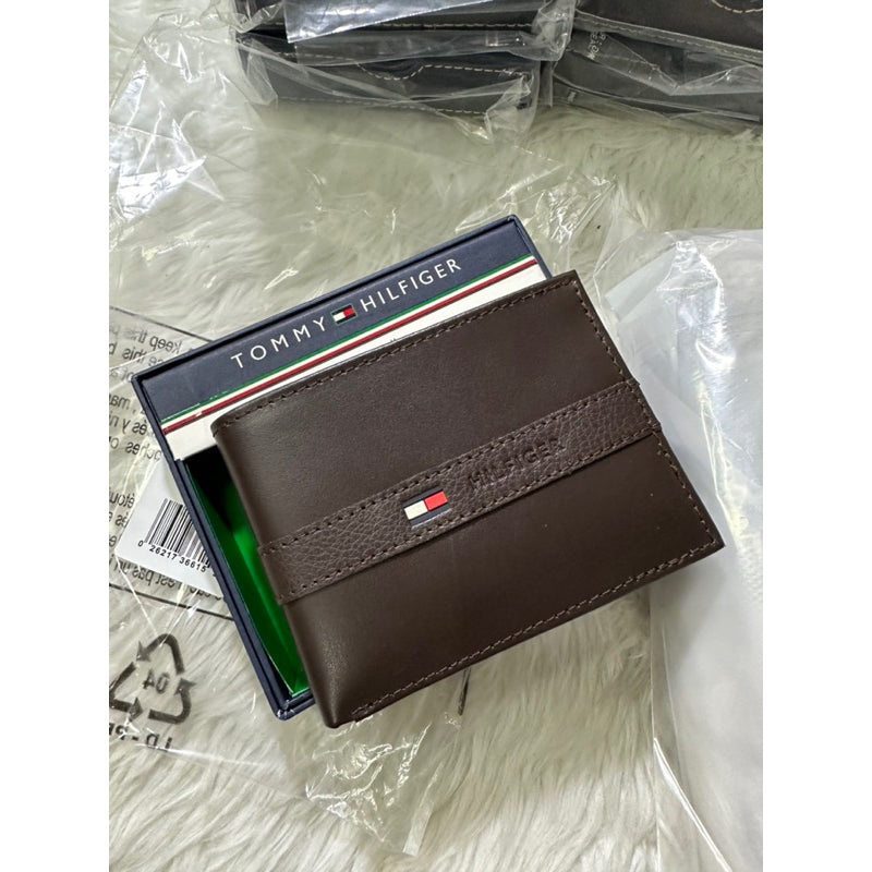 AUTHENTIC Tommy Hilfiger Bifold Men’s Wallet black and brown