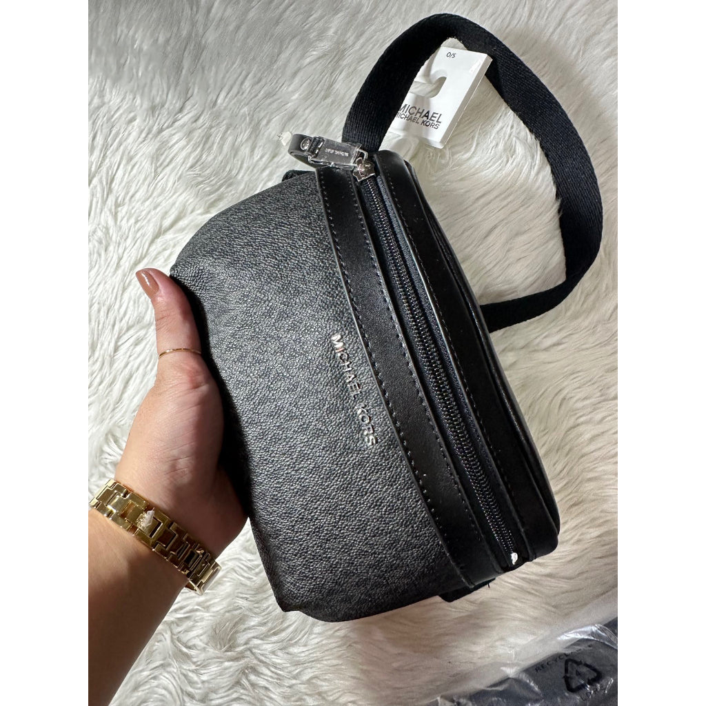 AUTHENTIC/ORIGINAL Mchael Kors MK Signature Fanny Pack Belt Bag