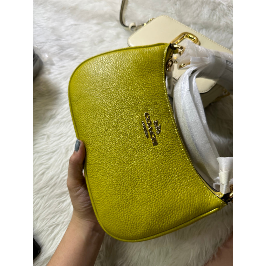 AUTHENTIC/ORIGINAL COACH Teri Shoulder Bag in CHARTREUSE / Yellow Green