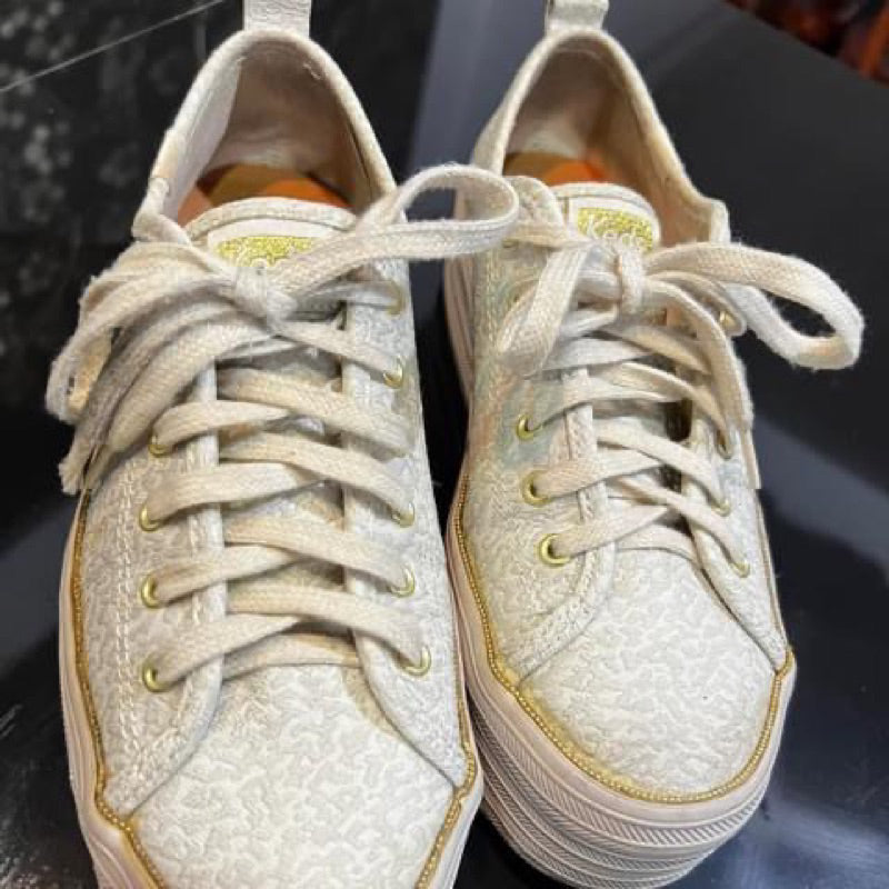 SALE! ❤️ AUTHENTIC/ORIGINAL Keds Preloved Triple Up Decker Off White Shoes Size 6 ONLY