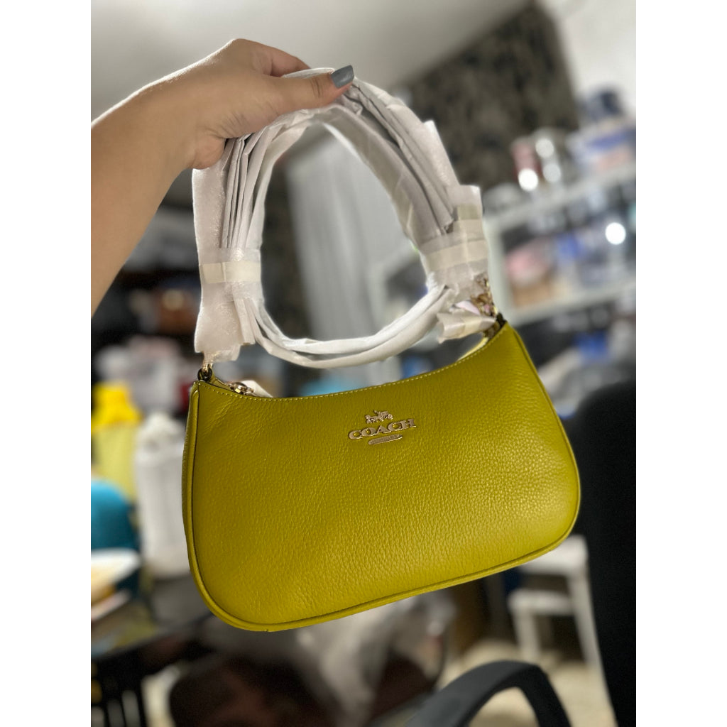 AUTHENTIC/ORIGINAL COACH Teri Shoulder Bag in CHARTREUSE / Yellow Green