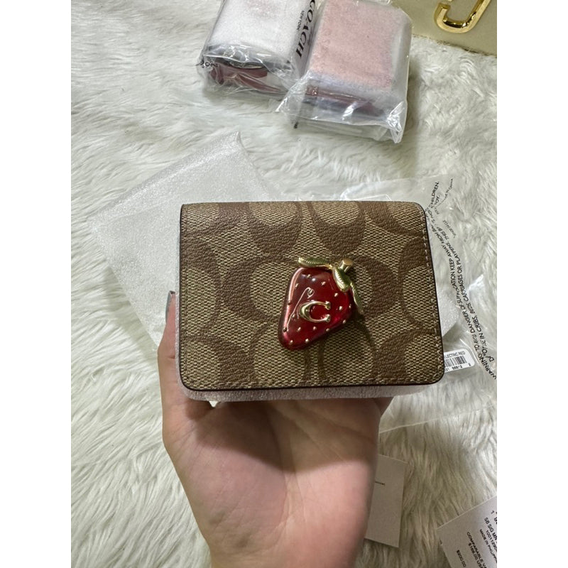 AUTHENTIC/ORIGINAL COACH Mini Wallet On A Chain In Signature Canvas With Strawberry Red Bag