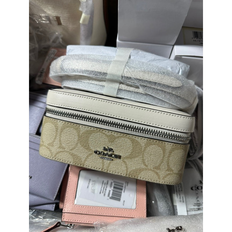 AUTHENTIC/ORIGINAL COACH Small Train Case Crossbody Bag in Light Khaki/White