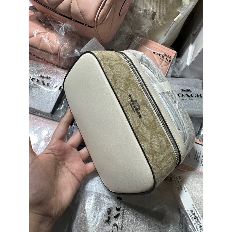 AUTHENTIC/ORIGINAL COACH Small Train Case Crossbody Bag in Light Khaki/White