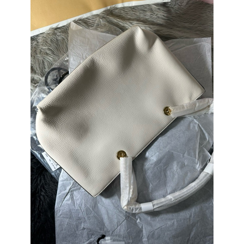 AUTHENTIC/ORIGINAL Michael K0rs MK Jet Set Leather Medium Chain Tote Bag Light Cream White
