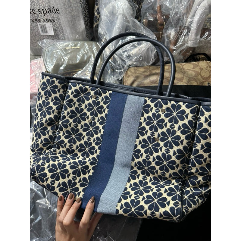 AUTHENTIC/ORIGINAL KateSpade KS Retail Everything Spade Flower Jacquard Medium Tote Blue Bag