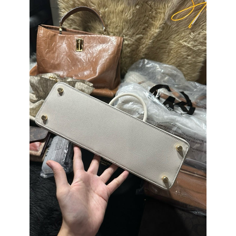 AUTHENTIC/ORIGINAL COACH Katy Satchel Bag in White/Chalk