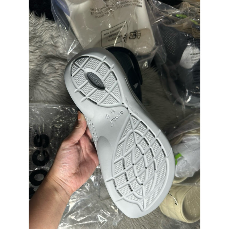 AUTHENTIC/ORIGINAL Crocs LiteRide™ 360 Clog in Black/Slate Grey