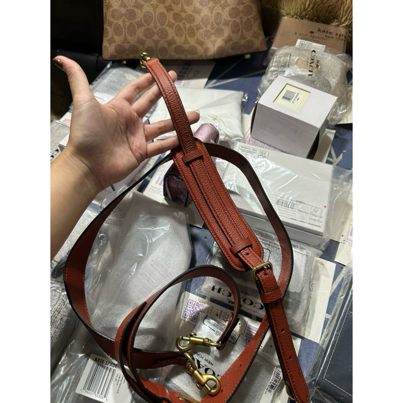 ❤️PRE-Loved Coach Satchel newest Bag❤️