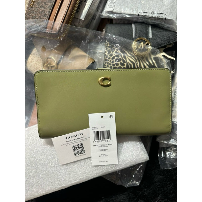 AUTHENTIC/ORIGINAL Coach Retail Skinny Long Wallet Boss Green