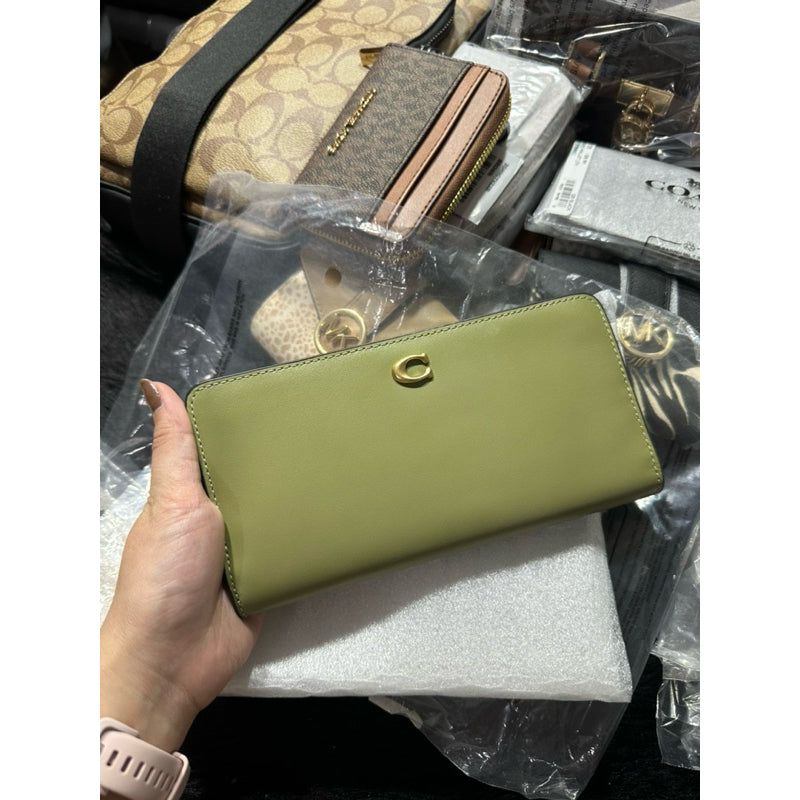 AUTHENTIC/ORIGINAL Coach Retail Skinny Long Wallet Boss Green