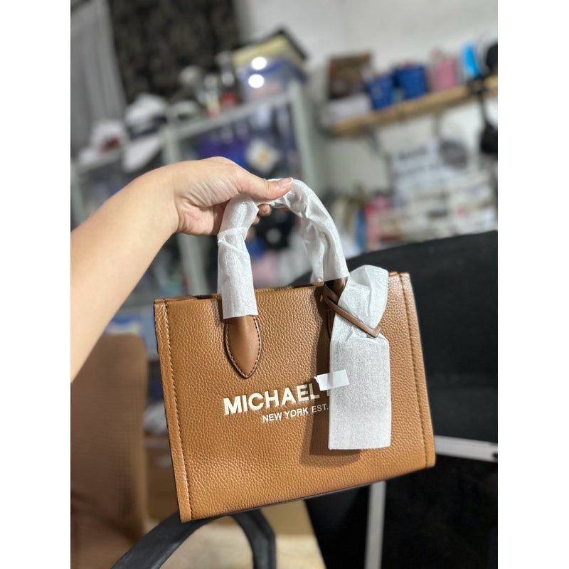 AUTHENTIC/ORIGINAL Michael K0rs MK Mirella Small Shopper Tote Crossbody Bag Brown Luggage